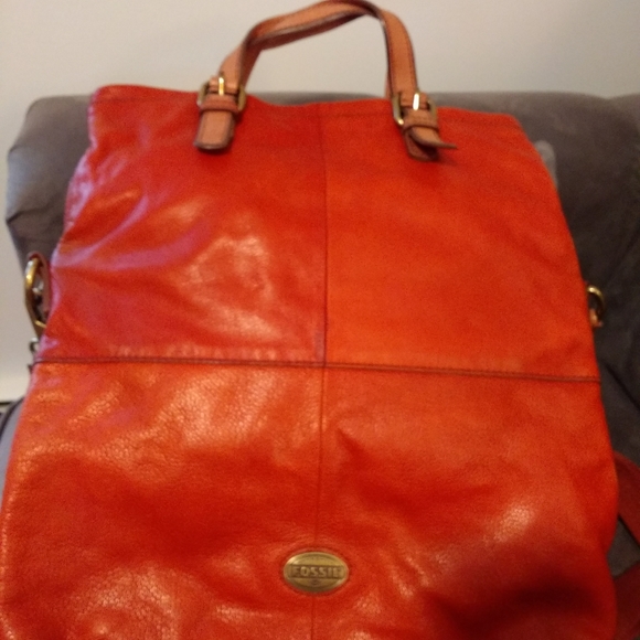 Fossil Explorer Leather Foldover Tote - Picture 3 of 6